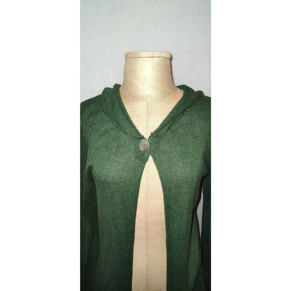 INDIGENOUS Hand loomed 100% organic cotton. Size Small. Green sweater with hood.